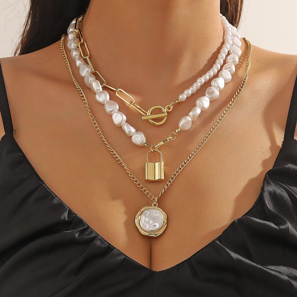 Wholesale Double Layered Irregular Pearl Alloy Necklaces For Discount