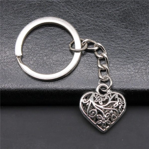 Wholesale 10PCS Three-dimensional Hollow Heart Pendant Metal Keychain Hot on Sale