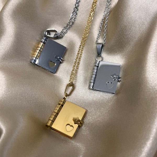 Wholesale Love Opening and Closing Books Stainless Steel Sweater Chain Online Hot Sale