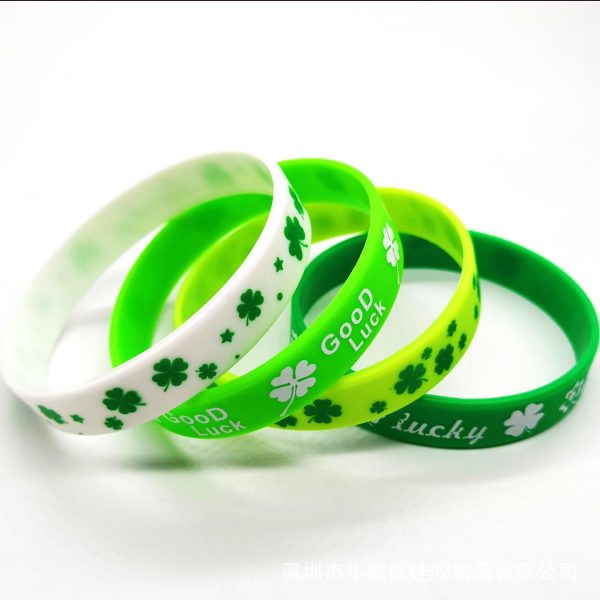 Wholesale 100pcs Lucky Four Leaf Clover Sports Basketball Silicone Bracelet Online now