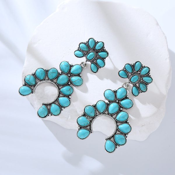 Wholesale Vintage Scalloped Turquoise Hollow Earrings Online Sale