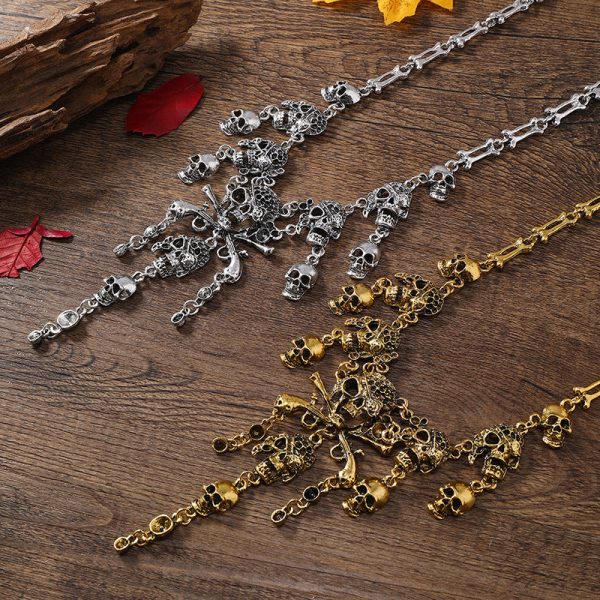 Wholesale Halloween Dark Retro Metal Tassel Skull Short Necklace Supply