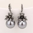 Wholesale Vintage Creative Pearl Sunflower Diamond Earrings Sale